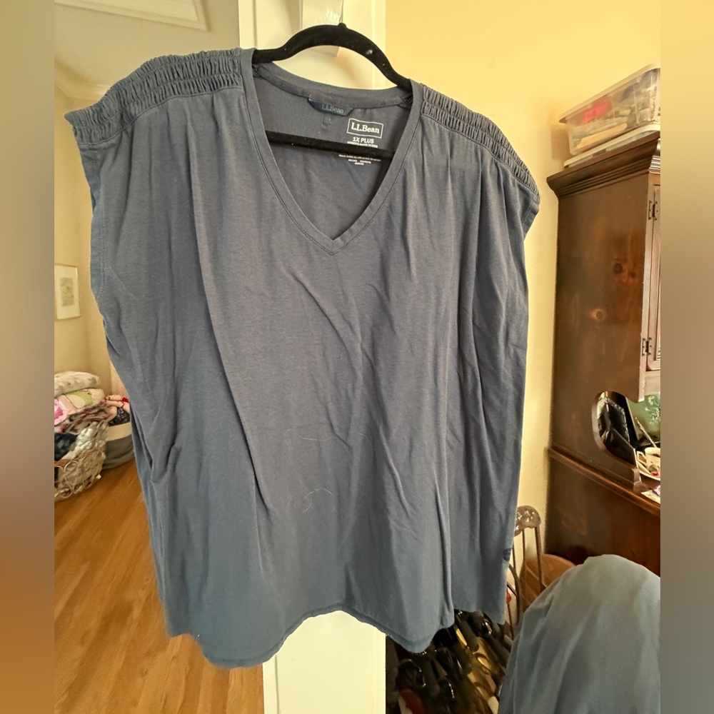 L.L. Bean Women's Slate V-Neck Tee